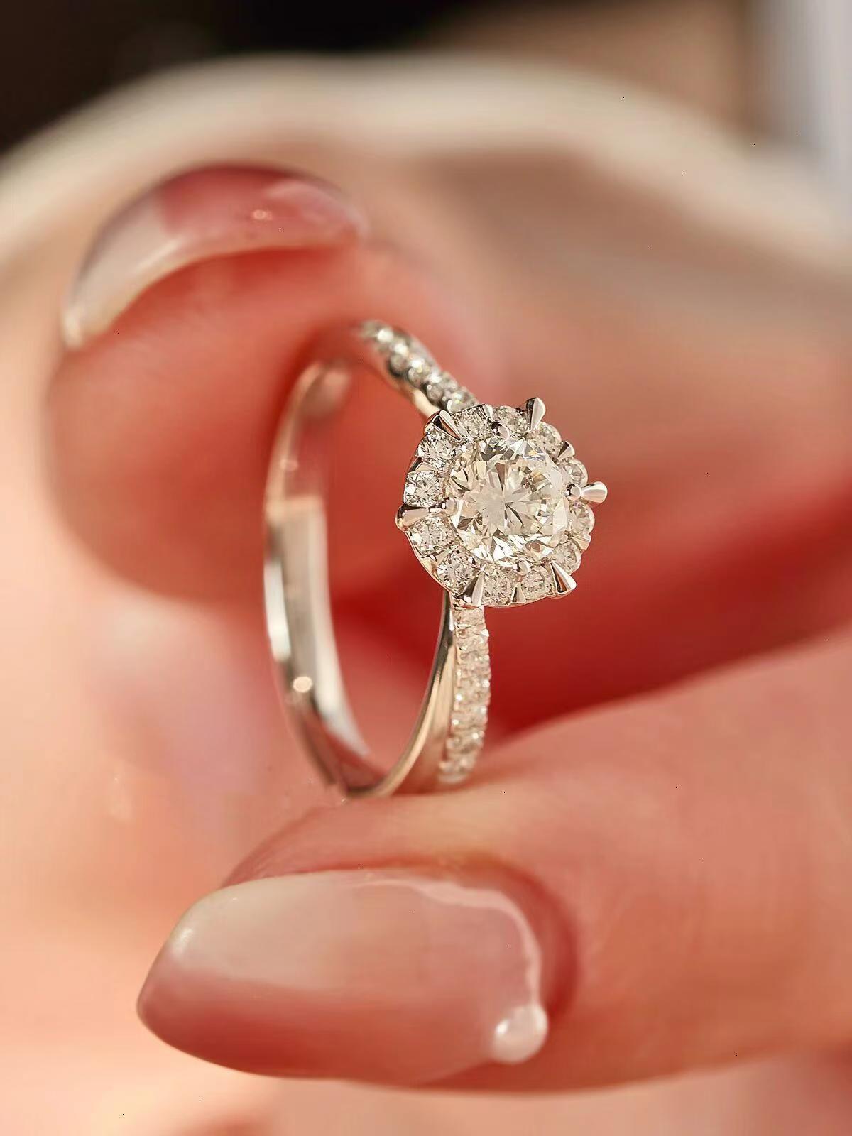 Moissanite Lumière Halo Ring