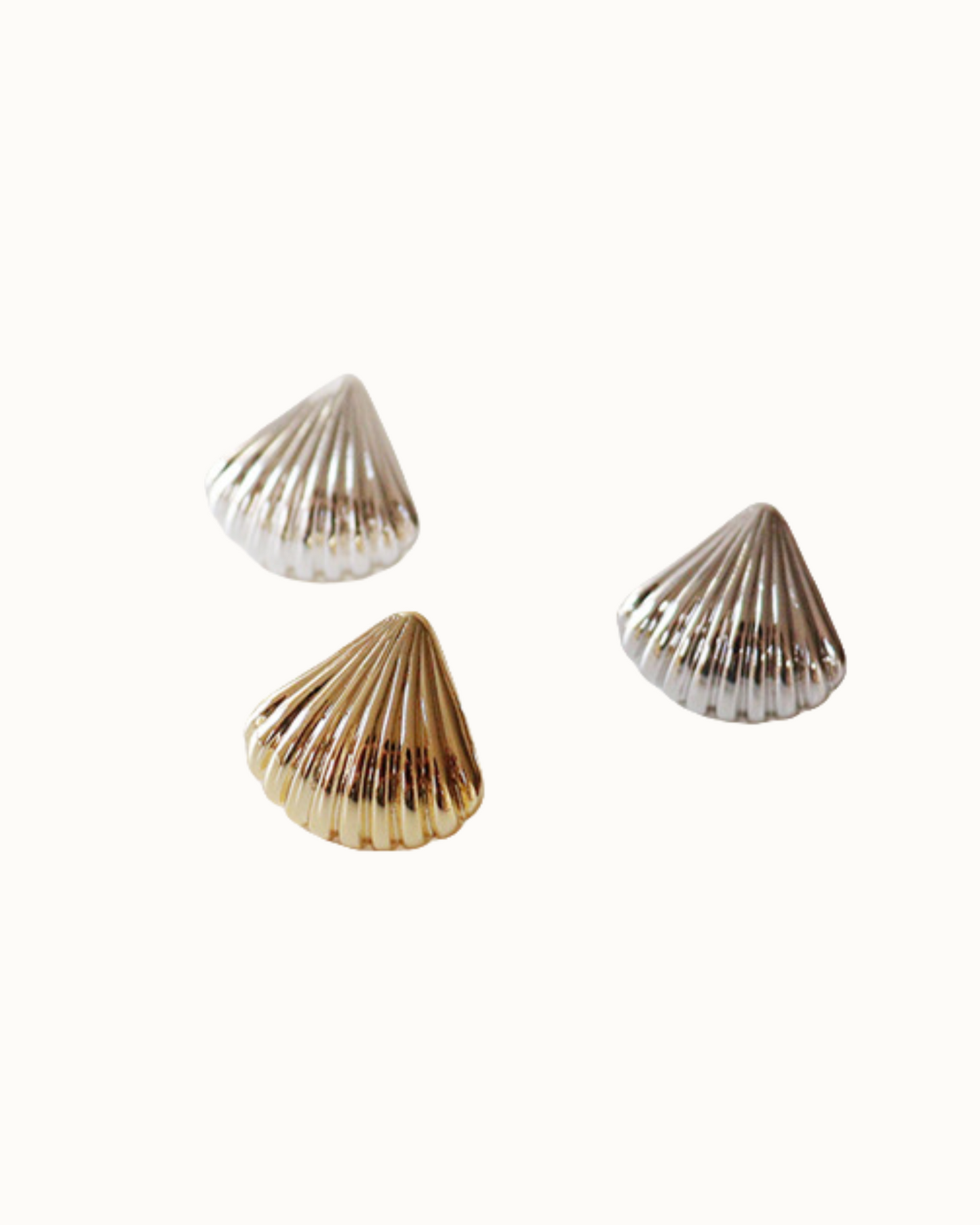Shell Crest Studs