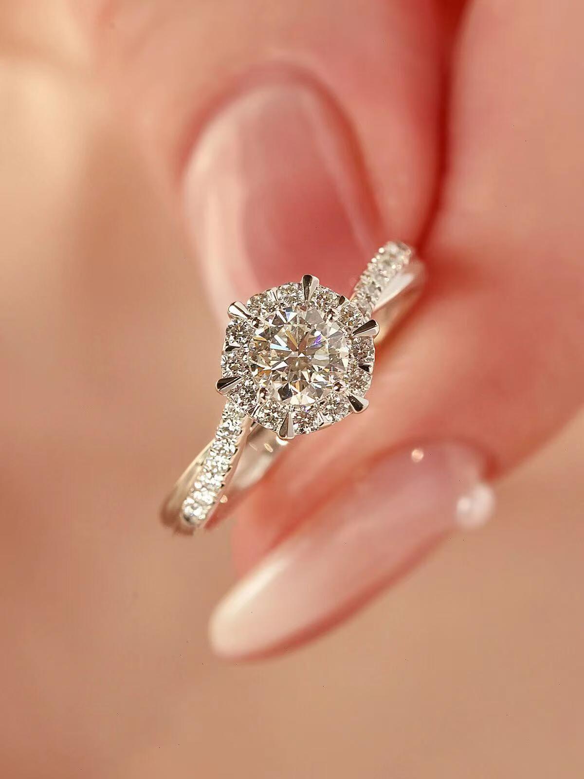 Moissanite Lumière Halo Ring