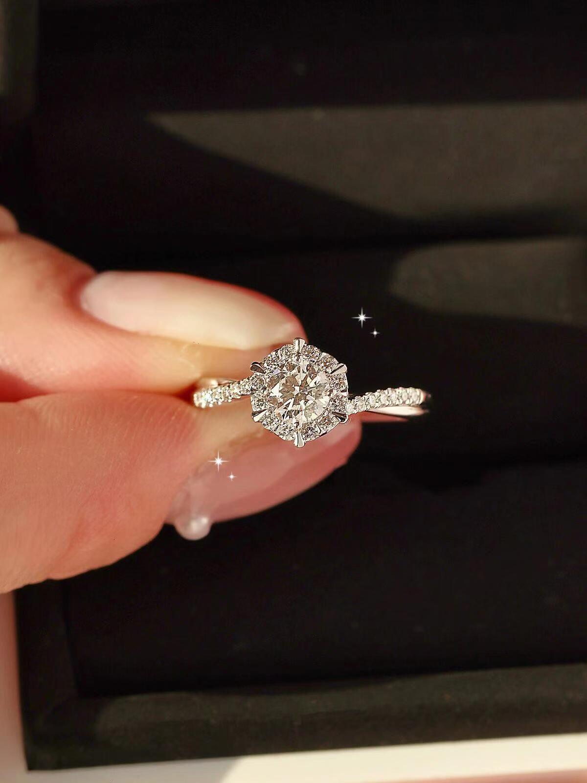 Moissanite Lumière Halo Ring