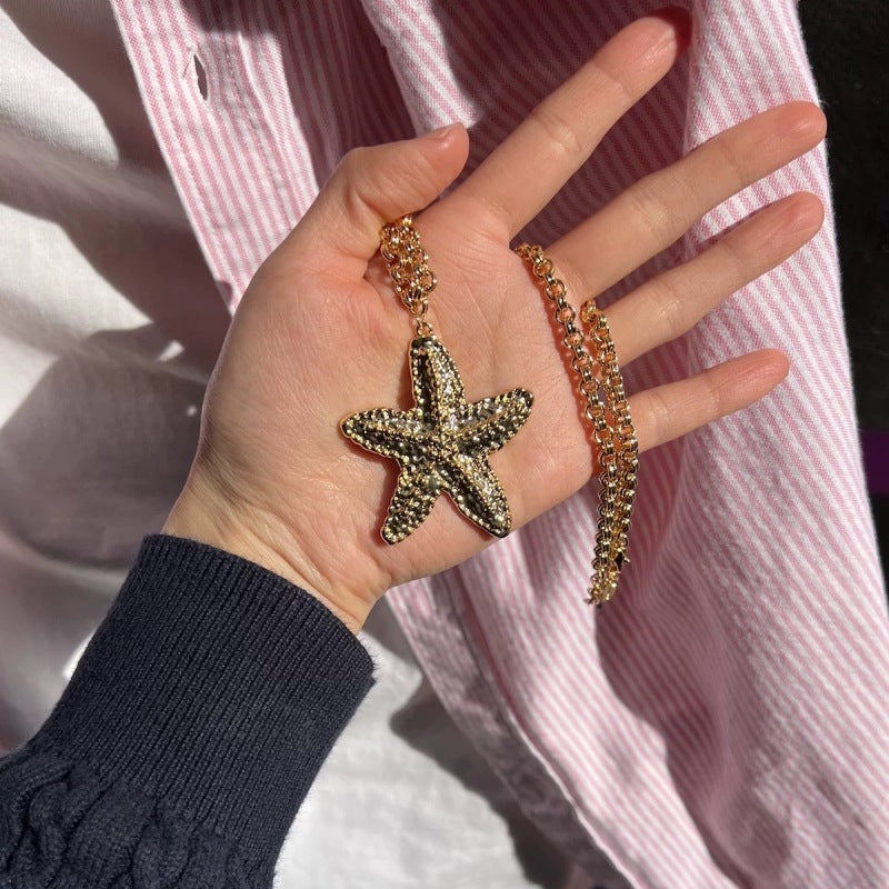Aurelia Pendant Necklace