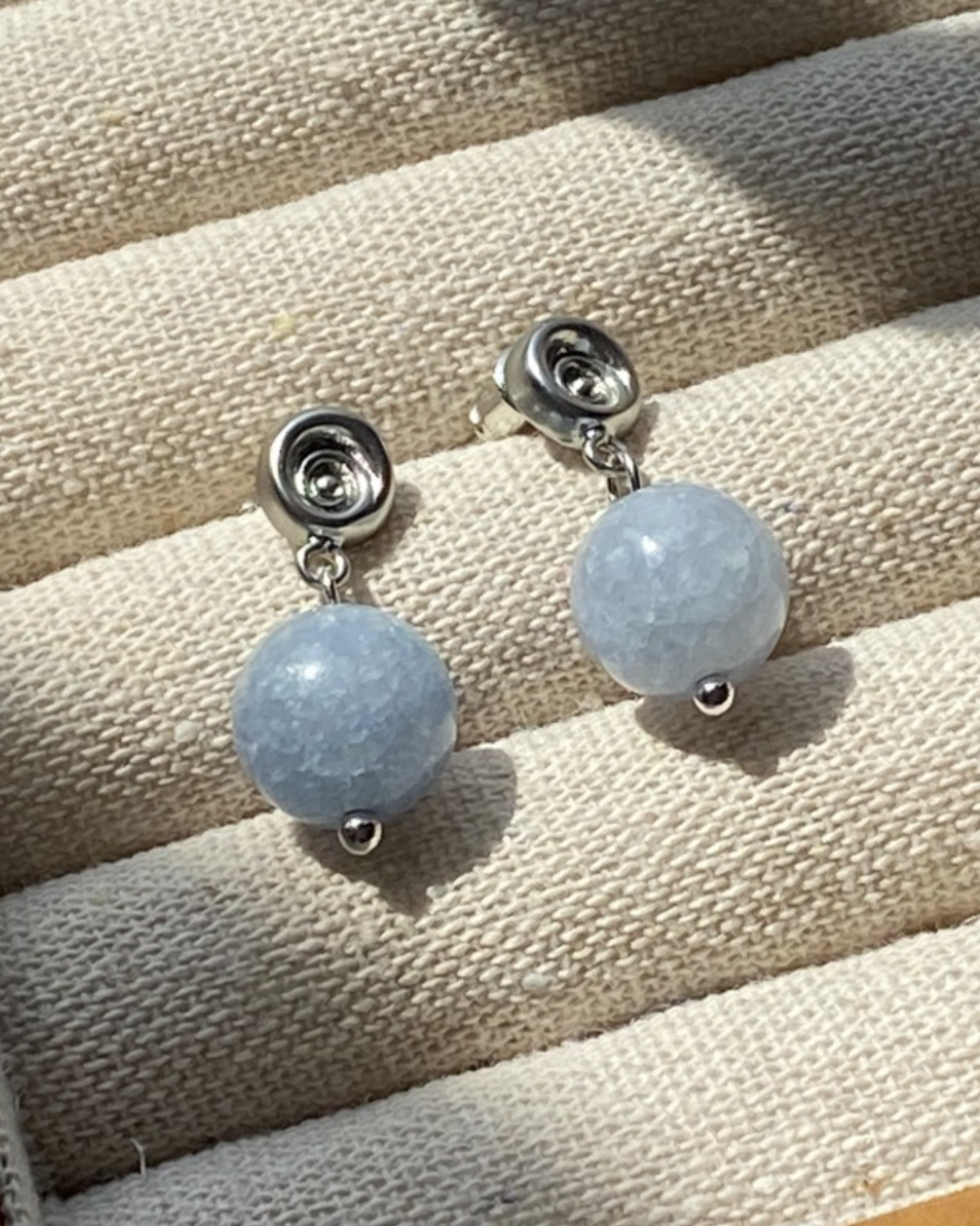 Orb Essence Blue Lace Agate