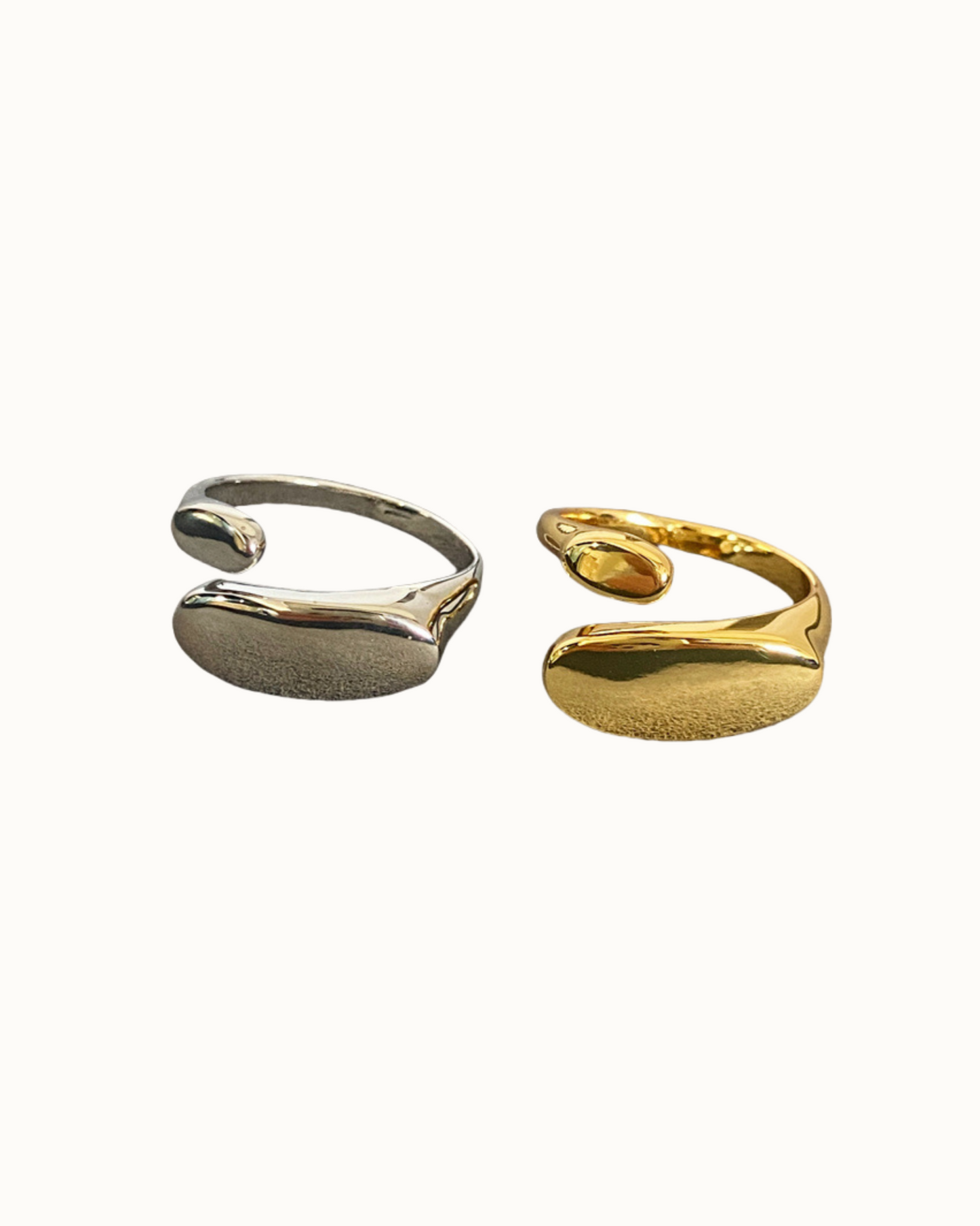 Echo Signet Ring