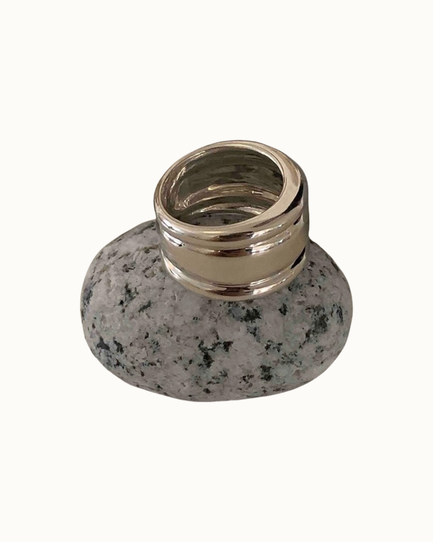 Silver Vase Band | Ring | S925 Sterling Silver – Lunari Jewellery