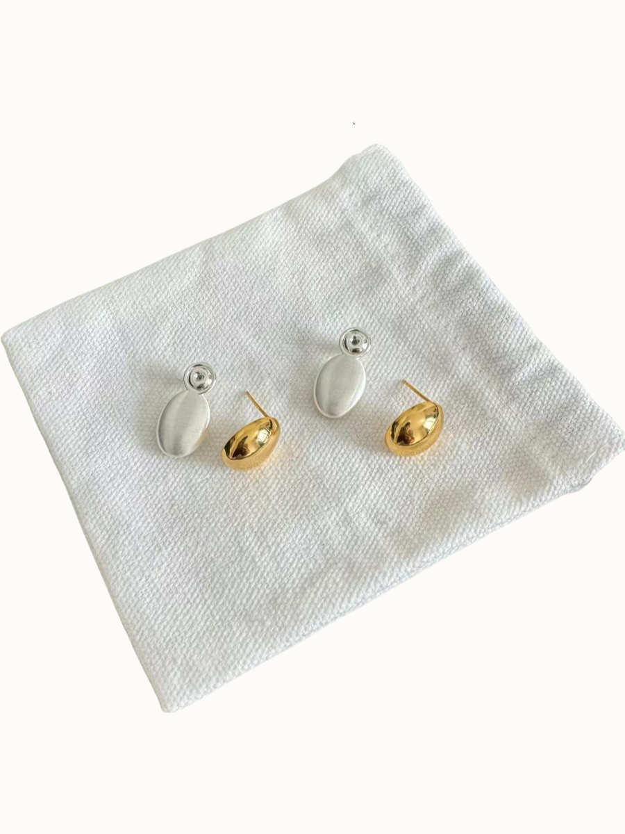 Twinbean Studs