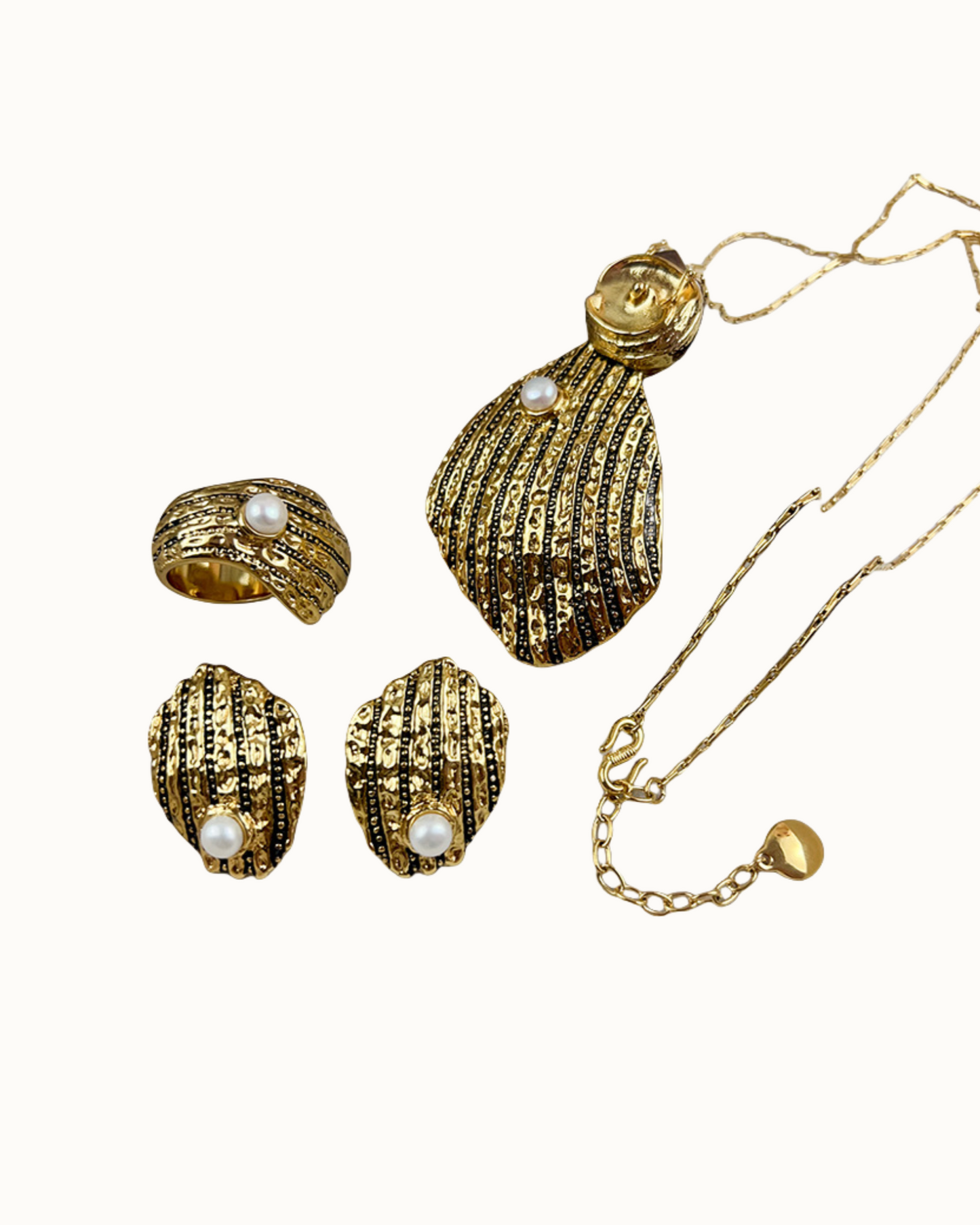 Orla Pearl Set