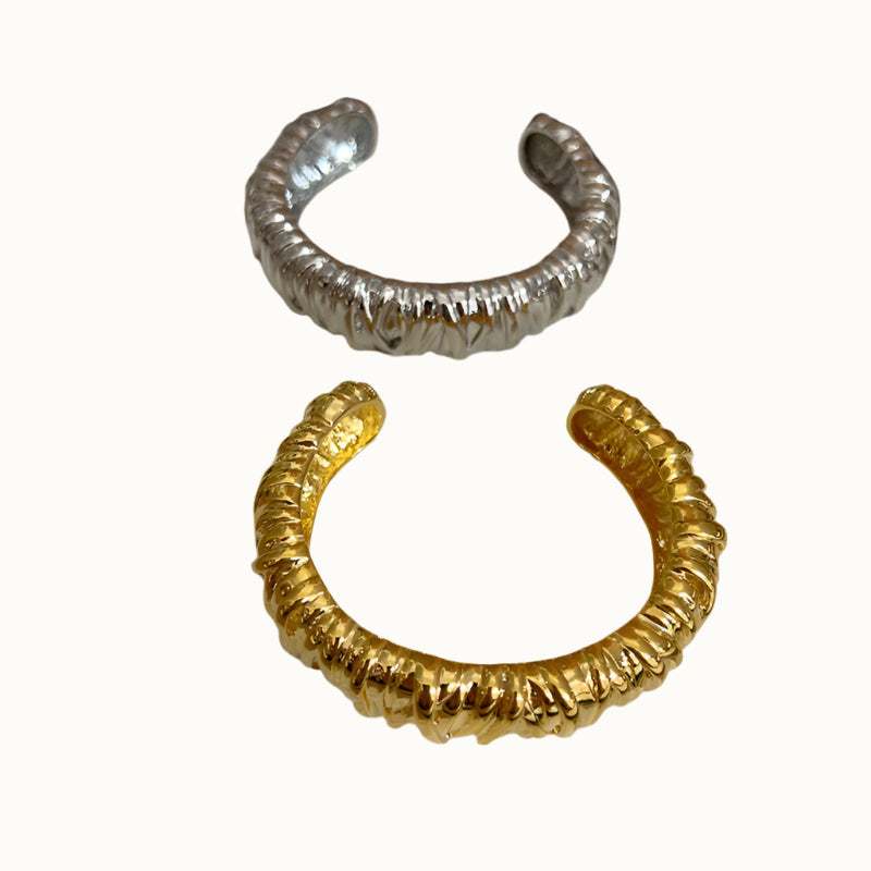 Sculpted Thread Cuff