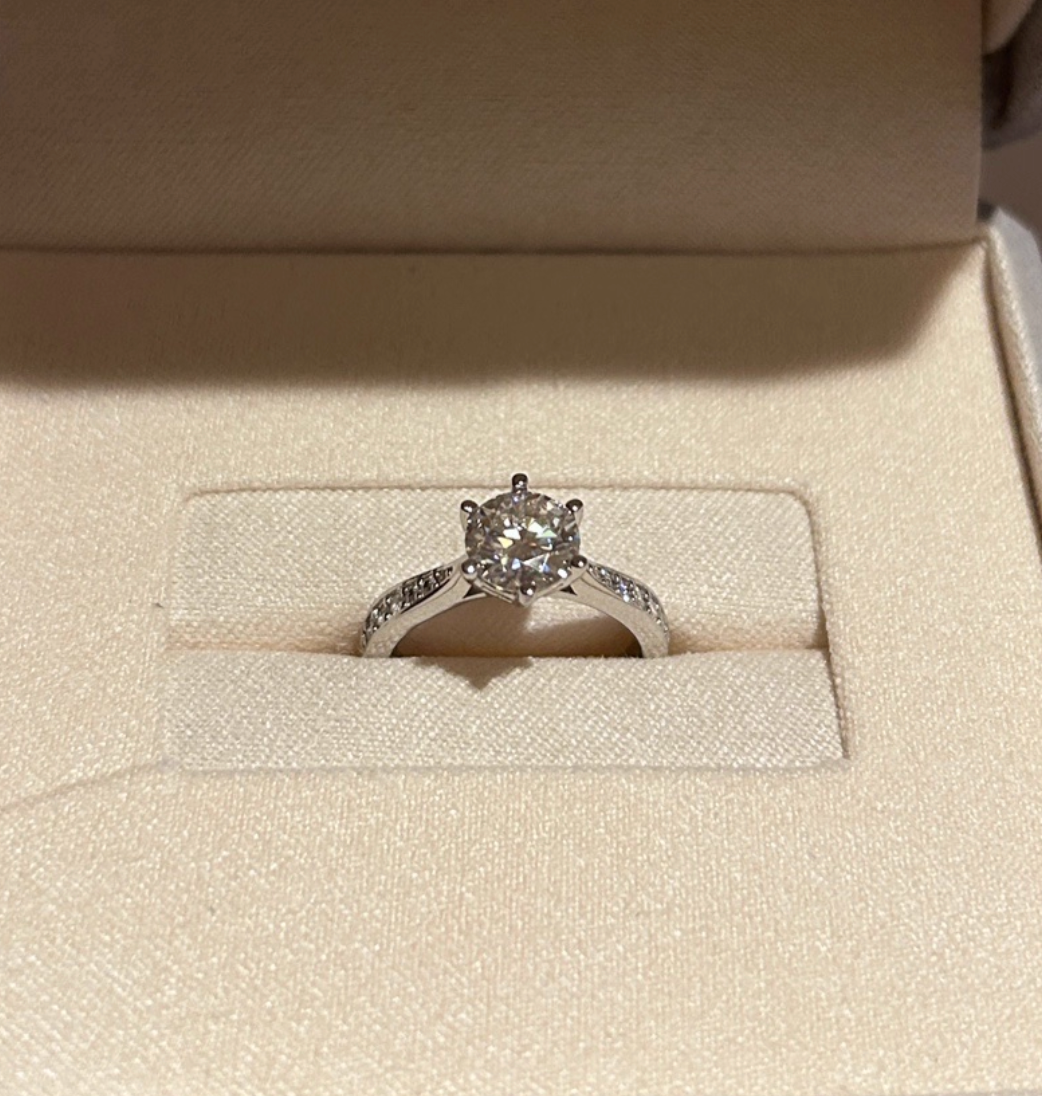 Moissanite Everlight Ring