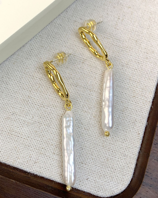 Baroque Linea Earrings