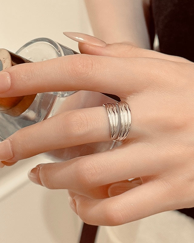Strata Ring